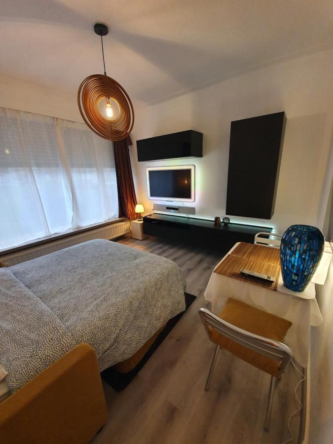 Cosy Corner In Quiet Suburb - All Cars Allowed Anvers Exterior foto